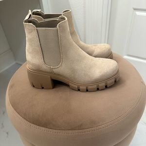 Tan Chelsea Boots